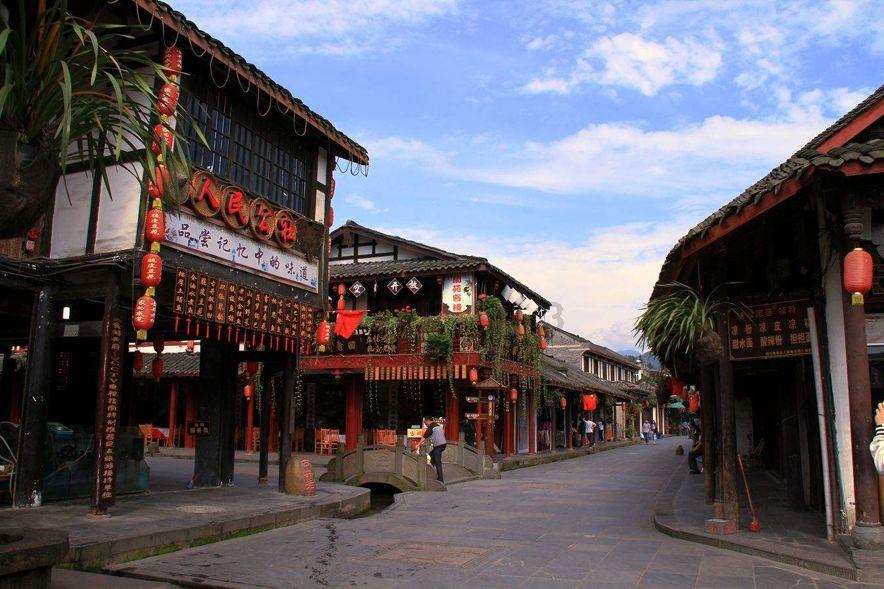 四川旅游，一般有啥攻略推荐呢？游戏画面